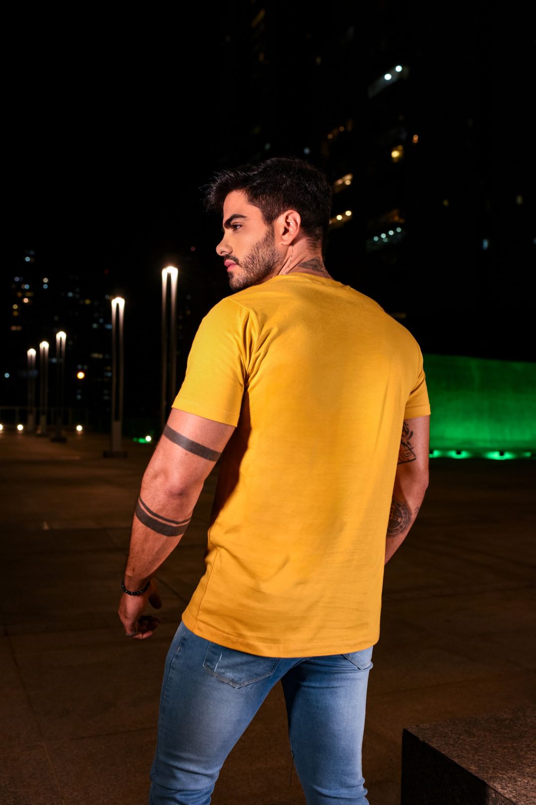 Camiseta Básica Rolty Gola O (Amarelo)